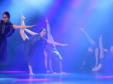Zespół Tańca Nowoczesnego TESS 20 lat na scenie Zespół Tańca Nowoczesnego TESS w Tarnowskich Górach