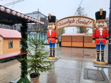 Krupa: Mniej iluminacji na święta w Katowicach Jarmark Bożonarodzeniowy 2021, Katowice
