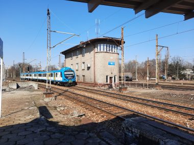 Prawie miliard euro z UE dla PKP na nowe tory i przystanki Katowice PKP Ligota