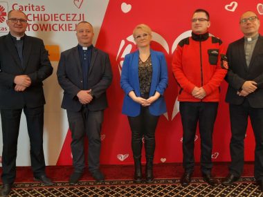 Światowy Dzień Ubogich. Zbiórka w parafiach Akcja na Światowy Dzień Ubogich 2022