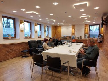 W Radzionkowie otwarto dzienny dom opieki dla seniorów Jadalnia dziennego domu opieki dla seniorów