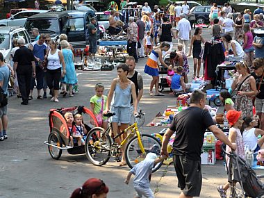 Pchli Targ w Tarnowskich Górach. Temat powraca Tarnowskie Góry targowisko