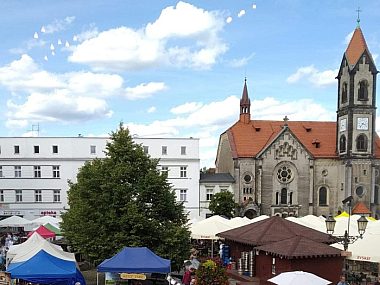 Tarnowskie Góry. Dziś w mieście możemy usłyszeć syreny Tarnowskie Góry rynek