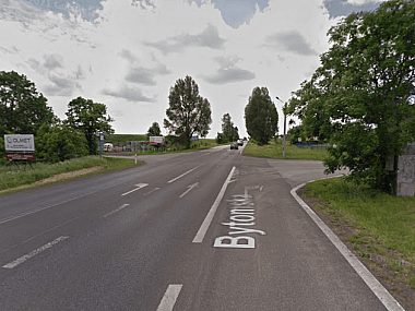 Pijany piekarzanin doprowadził do stłuczki i uciekł Kolizja na DW 911
