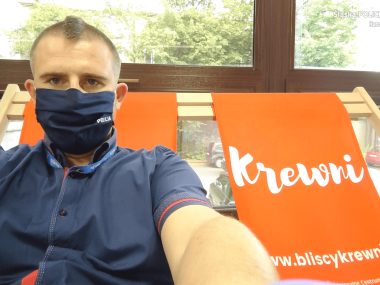 Policjant z Katowic, Krystian Krukowski, utoczył 21 l krwi Krystian Krukowski