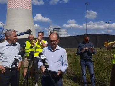Nie działa najnowszy blok Elektrowni Jaworzno Posłowie PO zagłuszeni przez związkowców