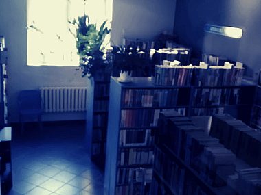 Przeżyj noc w bibliotece. MBP w Tarnowskich Górach zaprasza Tarnowskie Góry noc bibliotek 2022
