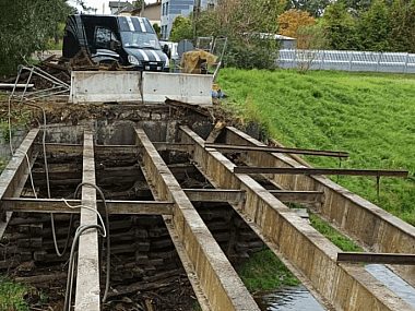 Ruszają prace dotyczące dwóch obiektów mostowych w Kaletach Kalety remot mostu