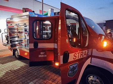 Nowy wóz dla Ochotniczej Straży Pożarnej z Orzecha Nowy wóz OSP Świerklaniec
