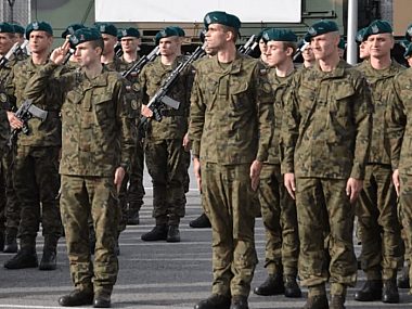 32 nowych żołnierzy złożyło przysięgę w Tarnowskich Górach Przysięga wojskowa w Tarnowskich Górach