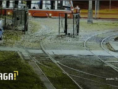 "Uwaga!" TVN o chłopaku, który uprowadził tramwaj Screen z programu Uwaga TVN o pseduomotorniczym