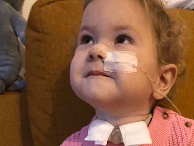 Córka tyskiego policjanta potrzebuje pomocy, trwa zbiórka Zuzia Boras