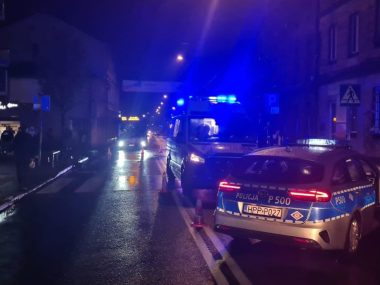 Potrącenie na przejściu dla pieszych na ul. Wyszyńskiego Wypadek Wyszyńskiego