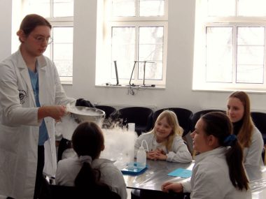 Ferie zimowe w... tarnogórskiej bibliotece? Tarnowskie Góry biblioteka ferie 2023