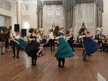 Tak wyglądała studniówka 2023 w Sempołowskiej Tarnowskie Góry studniówka sempa