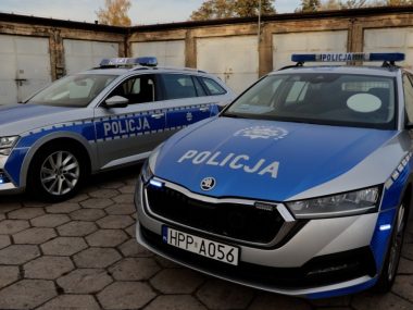 Ponad 3 tygodnie policjanci szukali mieszkańca Katowic Radiowóz (zdjęcie ilustracyjne)