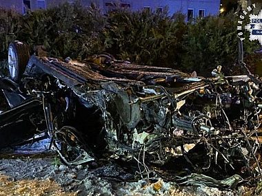 Uważajcie na drogach - pogoda będzie szaleć! Tyle zostało z audi, w którym zginęły trzy osoby