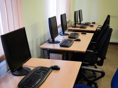 Prawie 100 000 złotych dla tarnogórskich szkół Tarnowskie Góry dotacja dla szkół