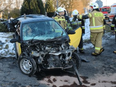 Wypadek w gminie Zbrosławice. Dwóch kierowców w szpitalu Wypadek w Jasionie