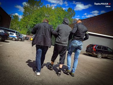 Miał odpowiadać za nękanie, odpowie i za posiadane narkotyki 38-latek został zatrzymany