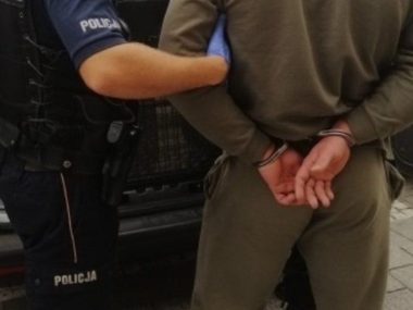 Był poszukiwany listami gończymi. Schował się w... zdjęcie poglądowe