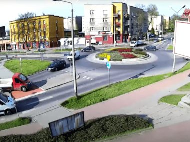 Na rondzie w lewo? Wybrnął oryginalnie z opresji Rondo wirek - rondem cudów