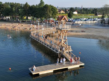 Sezon kąpielowy nad zbiornikami Pogoria rozpoczęty Pojezierze Dąbrowskie Pogoria