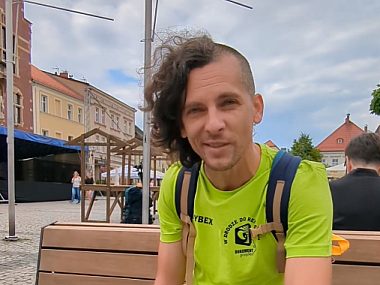 Krzysztof Witkowski wyruszył do Rzymu na hulajnodze Witkowski Krzysztof wyruszył na hulajnodze do Rzymu