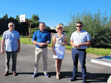 Szkoła z Miasteczka Śląskiego dostanie nowe boisko Boisko sp 1 miasteczko slaskie budowa