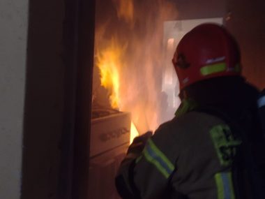 Tragiczny pożar w Kończycach. Jedna osoba nie żyje PSP w Zabrzu