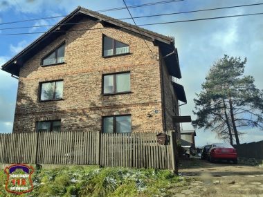 Śmiertelna bójka Kolumbijczyków w domu na Mąkołowcu Dom przy Ziębiej 41 w Tychach-Mąkołowcu