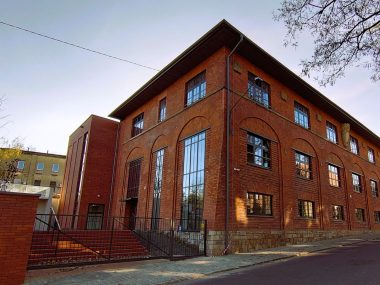 Stara Gazownia przy słynnym osiedlu familoków wstała z ruin Stara gazownia zabrze renowacja 02