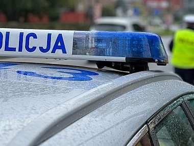 Gliwiczanka uderzyła w jedyne auto na drodze... Pijana gliwiczanka spowodowała kolizję na Niedurnego