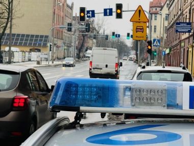 104 mandaty dla kierowców i pieszych w jeden dzień 104 mandaty - to efekt akcji "Bezpieczny pieszy"