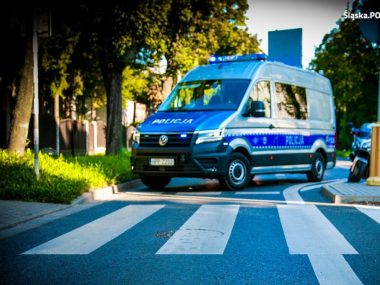 Wjechał na przejście dla pieszych, dwoje dzieci w szpitalu 59 latek wjechał na przejście dla pieszych