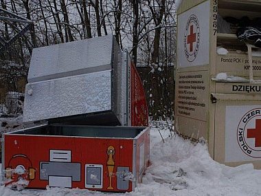 Z kontenera - prosto do aresztu. 28-latek był poszukiwany 28-letni rudzianin utknął w kontenerze
