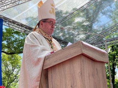 „Uważaj, uważaj panie polityku” na pielgrzymce do Piekar Abp Jan Romeo Pawłowski