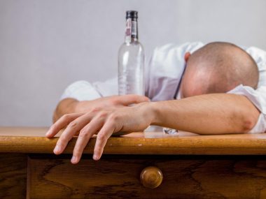 Alkohol Alkohol