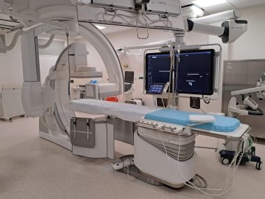10 milionów złotych dla SCCS na rozwój transplantologii Angiograf dwupłaszczyznowy w Śląskim Centrum Chorób Serca