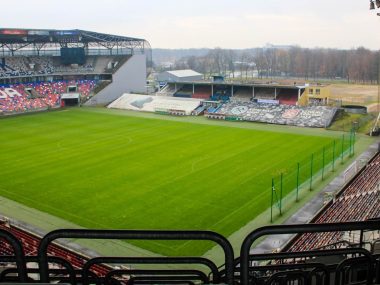 Rozbiórka starej trybuny Areny Zabrze: wykonawca wybrany Arena Zabrze