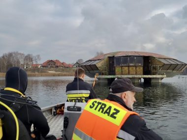 Pływająca "Arizona" trafiła do biura rzeczy znalezionych "Arizona" w Dąbrowie Górniczej