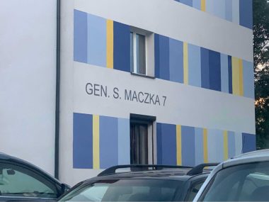 Nowe oznakowanie bloków na Osiedlu Wieczorka Bloki Osiedle Wieczorka