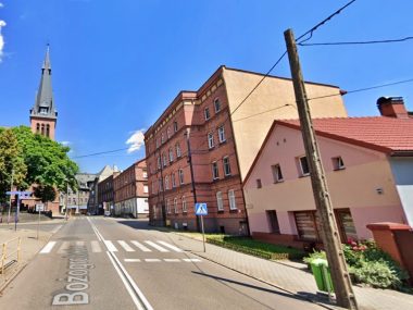 Będą naprawiać jezdnię. Utrudnienia w Chorzowie Starym Będą naprawiać jezdnię Utrudnienia drogowe w Chorzowie Starym