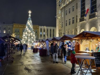 Chorzowski Jarmark Bożonarodzeniowy 2023. Program wydarzenia Chorzowski Jarmark Bożonarodzeniowy 2023