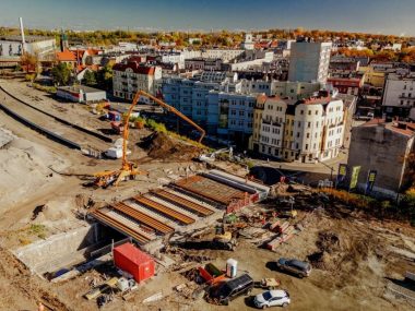 Postępy prac przy przebudowie linii kolejowej 131 Postęp prac przy przebudowanie linii kolejowej 131
