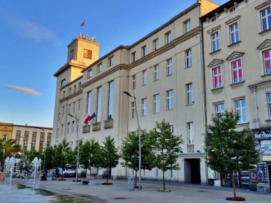 Była współpracowniczka prezydenta Kotali wzięła łapówkę? Chorzów Rynek Urząd Miasta