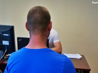 Zaproponował łapówkę, bo nie chciał do izby wytrzeźwień Chorzów zatrzymany