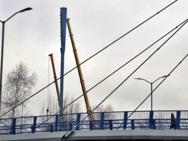 Rozpoczął się demontaż „świeczki” na stadionie Ruchu Chorzów Chorzów Demontaż świeczki na stadionie Ruchu