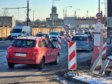 Pierwsze opóźnienia na ul. Katowickiej w Chorzowie Chorzów Przebudowa ul Katowickiej