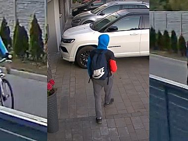 Policja z Chorzowa poszukuje złodziei roweru Chorzów Złodzieje rowerów